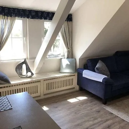 Jaardenhuug 40 Comfortable 4*